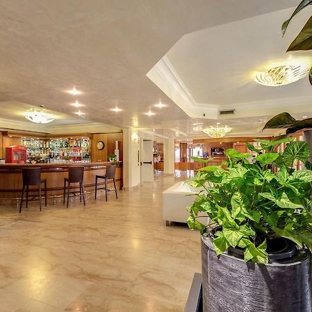 Park Hotel Roma Cassia Eksteriør billede