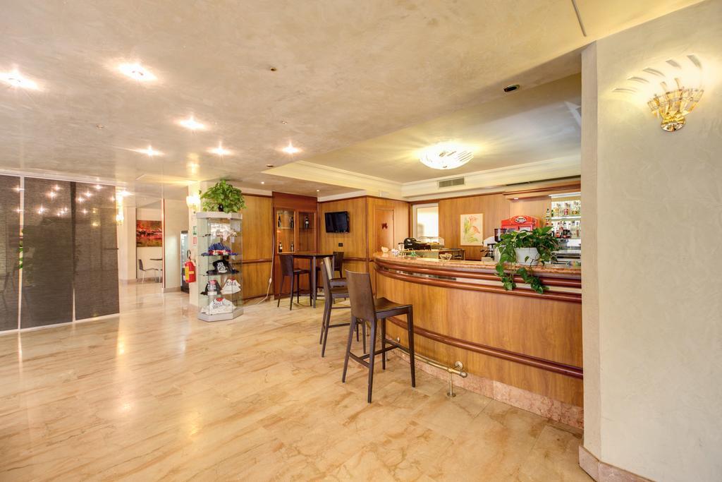 Park Hotel Roma Cassia Eksteriør billede