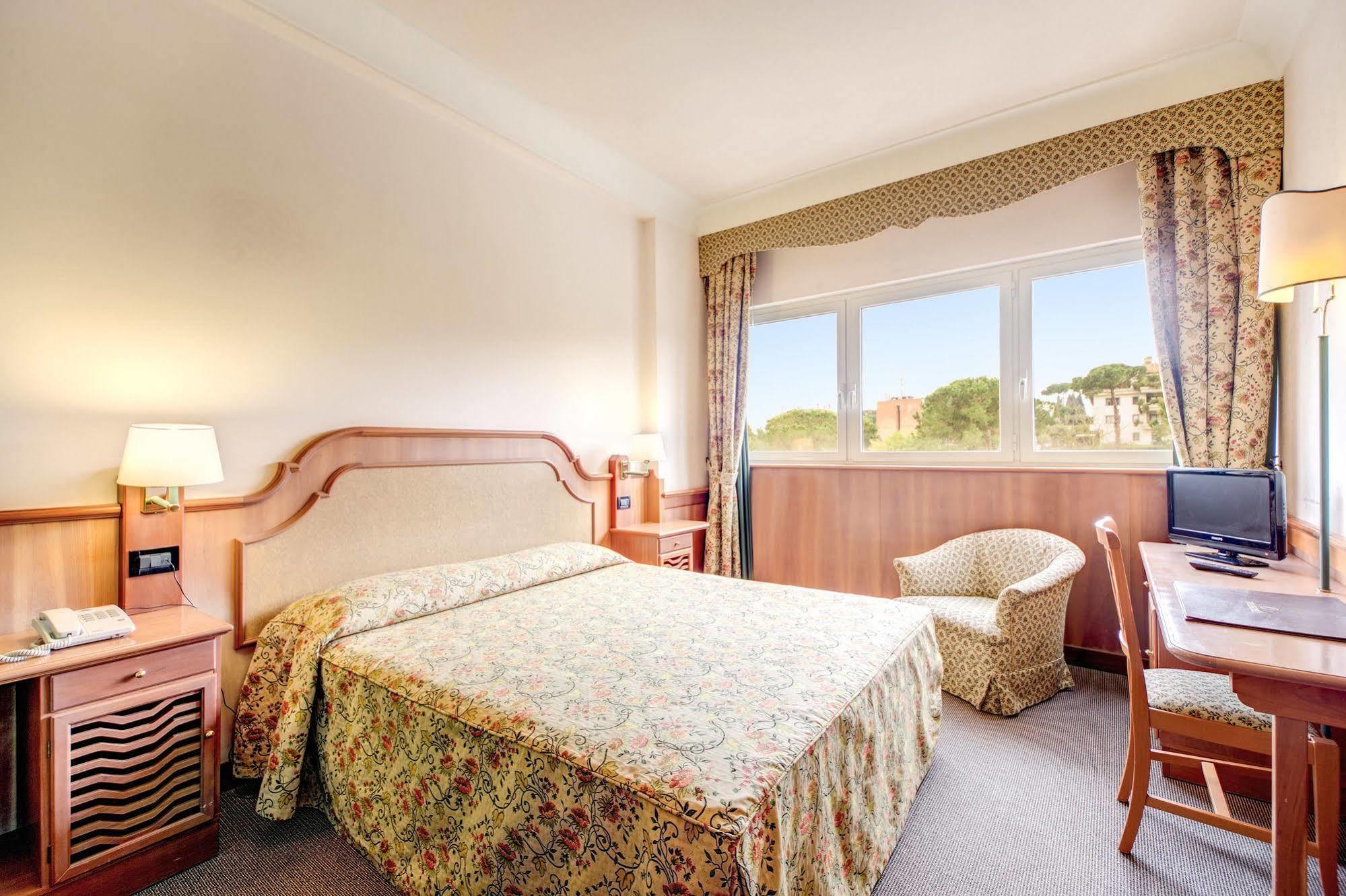 Park Hotel Roma Cassia Eksteriør billede