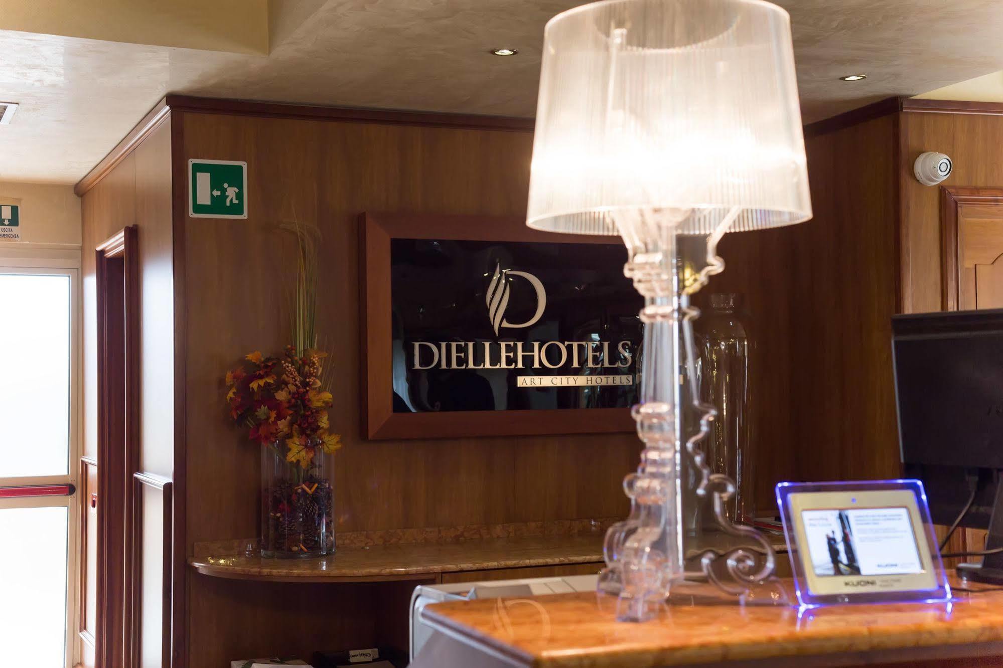 Park Hotel Roma Cassia Eksteriør billede